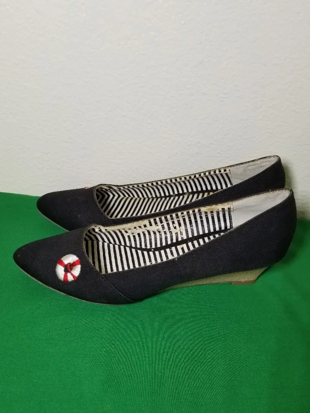 Bait Footwear Wedge Heels Women Size 7 Boating Yachting Cruise Sailing Coast